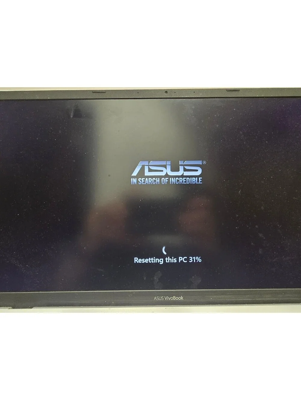 ASUS VivoBook 17 X712JA 17.3